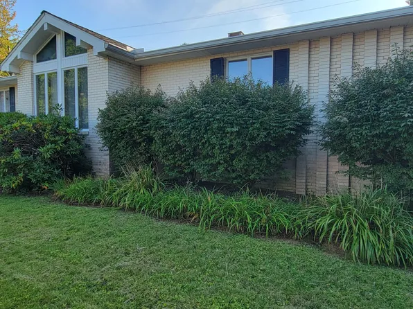 133 Roberts Ave SW, Wise, VA 24293