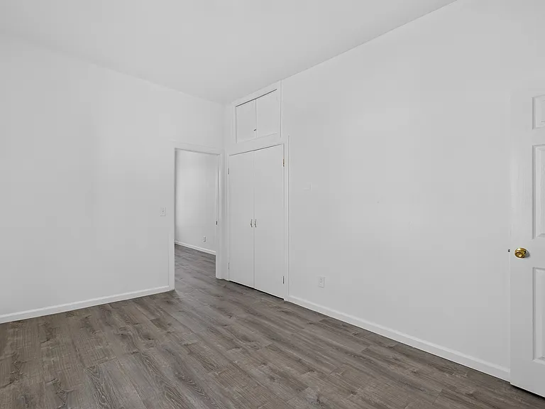 413 70th St #5 — Photo 20
