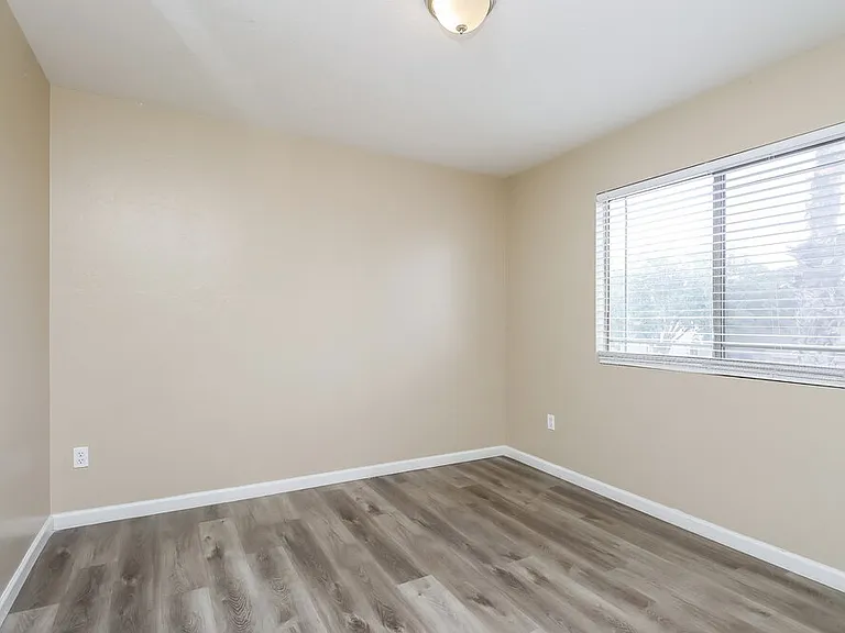2024 E Appaloosa Rd — Photo 14