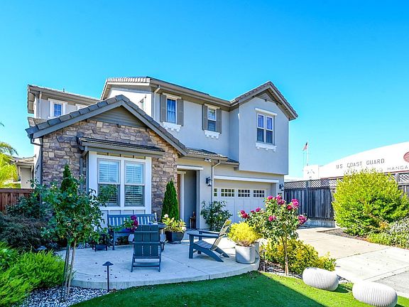 2nd image of 46 Audubon Way