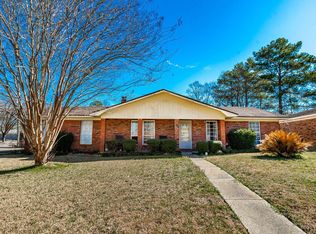 200 W Lakewood Dr, Hattiesburg, MS 39402