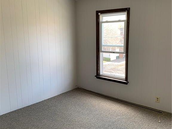 5th image of 190 Mather St #192