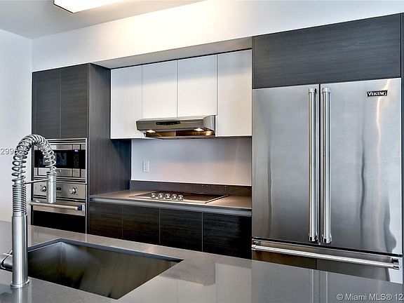 4th image of 9821 E Bay Harbor Dr Unit 702