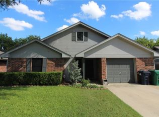 1810 Shawnee St, Denton, TX 76209