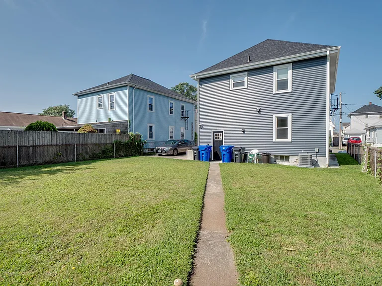 75 Calder St — Photo 32