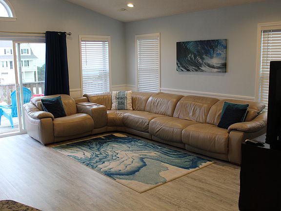 2nd image of 5504 Ocean Dr