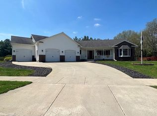 2223 Doris Rd, Reedsburg, WI 53959