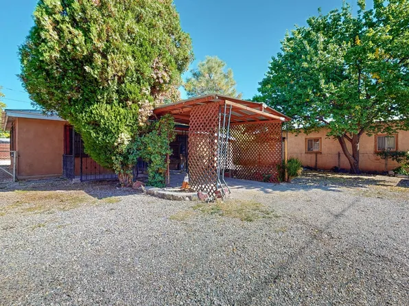 611 W Chamisa St, Espanola, NM 87532