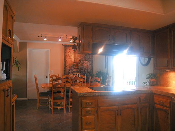 3rd image of 9685 Nacimiento Lake Dr