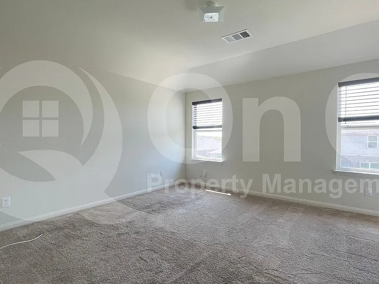 1623 White Mountain Way — Photo 12