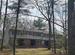 25 Sandy Pond Rd APT 4, Ayer, MA 01432