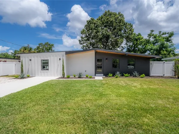 3707 W Wallace Ave, Tampa, FL 33611