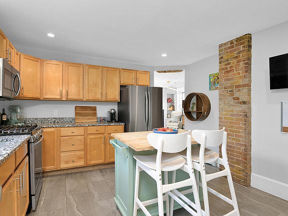 Spacious kitchen