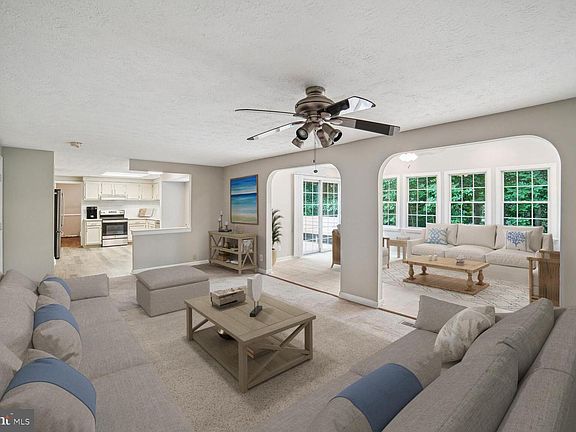 5th image of 10271 Wayover Way
