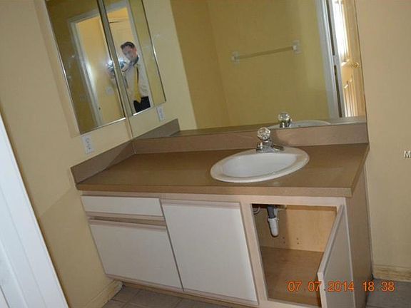 2nd image of 9521 Grovedale Cir Unit 202
