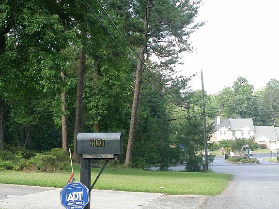 3rd image of 6007 Dorsey Dr
