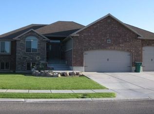 5881 W 5200 S, Hooper, UT 84315