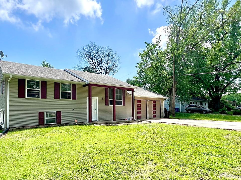 1st image of 12082 Garden Ln