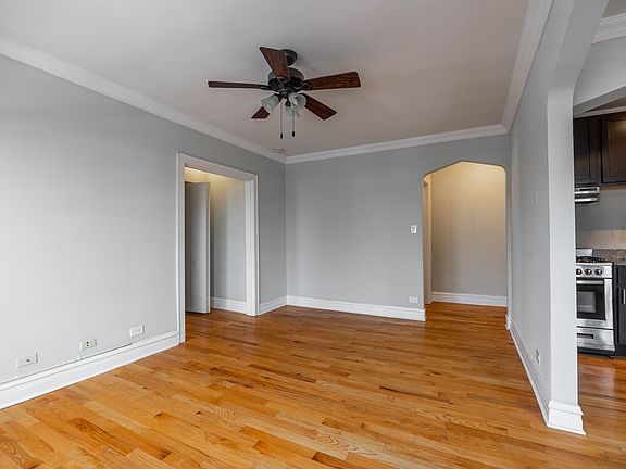 4th image of 4745 N Hermitage Ave #4