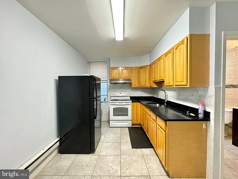 3739 Lancaster Ave #2F — Photo 3