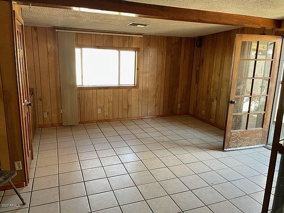 4th image of 5606 W Vogel Ave