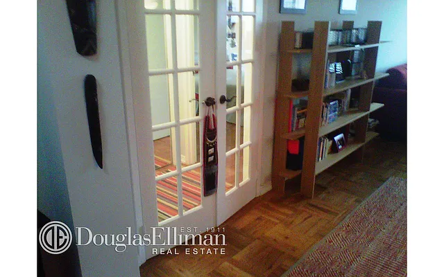 Rented by Douglas Elliman | media 38