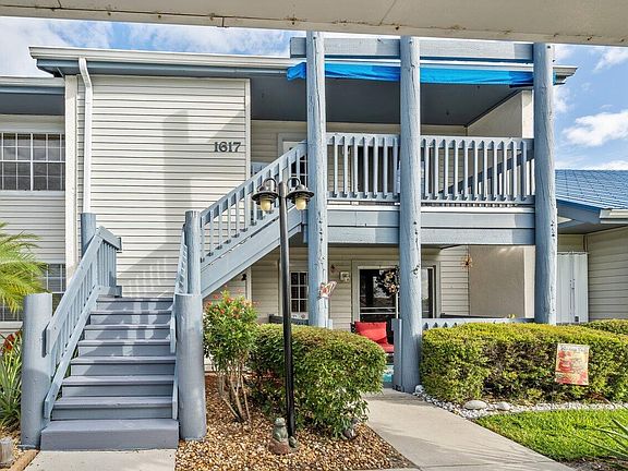 3rd image of 1617 NE Nautical Place #908