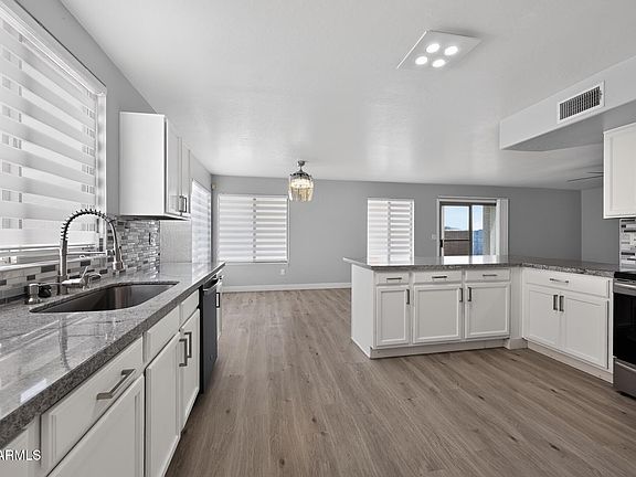 4th image of 2020 E BEHREND Drive