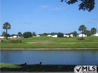 1344 The Pointe Dr, West Palm Beach, FL 33409