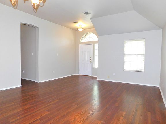 3rd image of 1664 Big Bend Dr