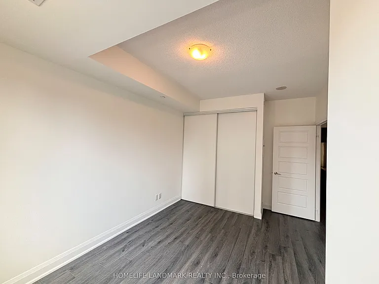1 Uptown Dr #207 — Photo 28