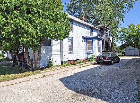 3rd image of 17 Jefferson Ave