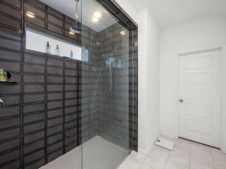 21467 Somerset Shores Xing — Photo 21