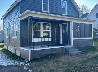 135 Silver St, Ishpeming, MI 49849