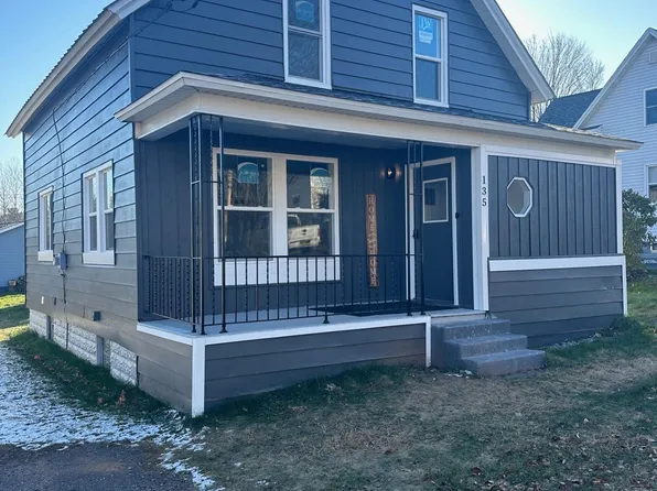 135 Silver St, Ishpeming, MI 49849