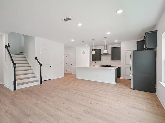 The Point - Hyde Interior Image 4