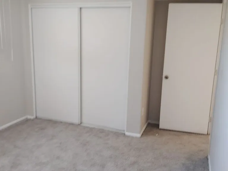Mammoth Apartments — Photo 7
