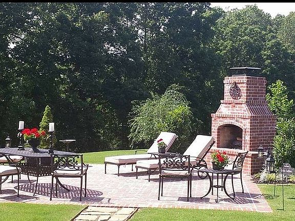 3rd image of 15324 Lakeway Dr