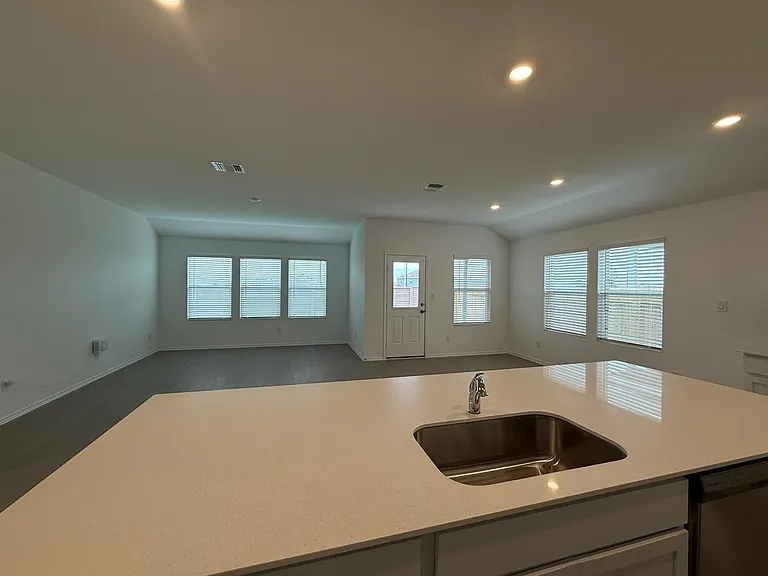 117 Alamito Ave — Photo 22