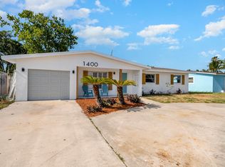 1400 Floral Ln, Merritt Island, FL 32952