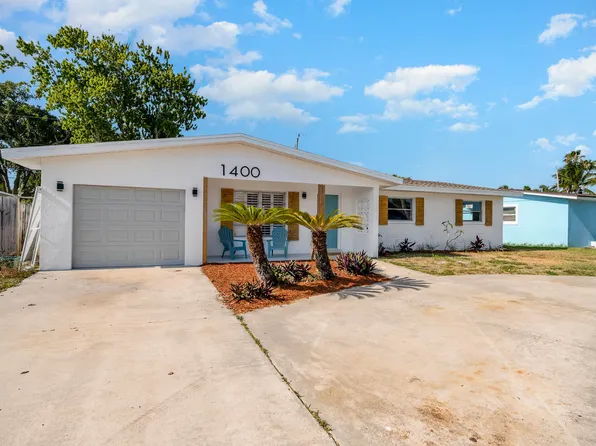 1400 Floral Ln, Merritt Island, FL 32952