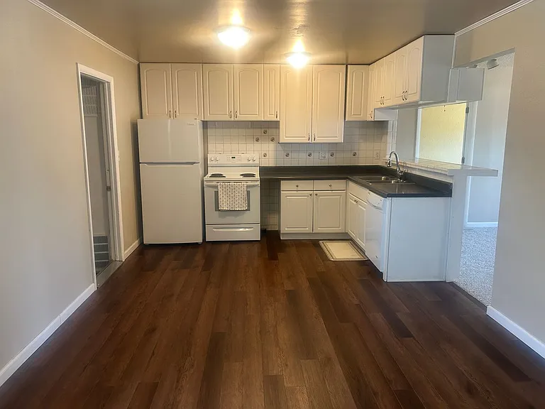84A Rose Dr — Photo 11