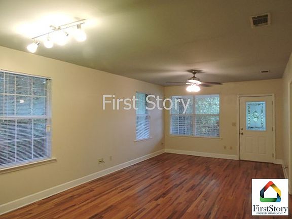 4th image of 701 E Park Ave APT 4