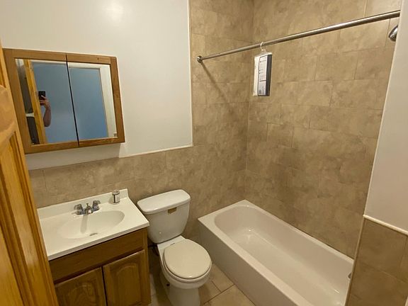 3rd image of 40 Mount Vernon Ave APT 2F