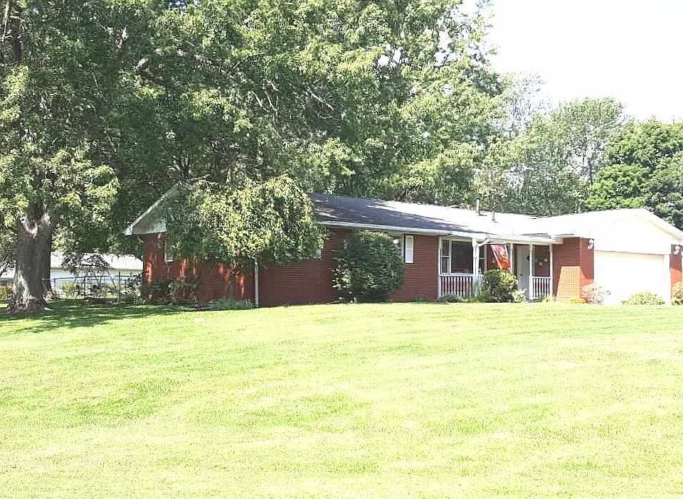 1st image of 2213 S Webster Dr