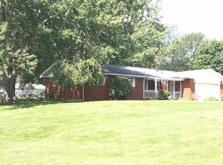 2213 S Webster Dr, Yorktown, IN 47396