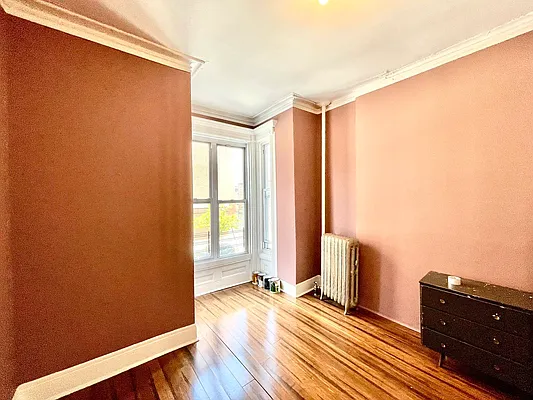 Rented by Pear NYC LLC | media 22