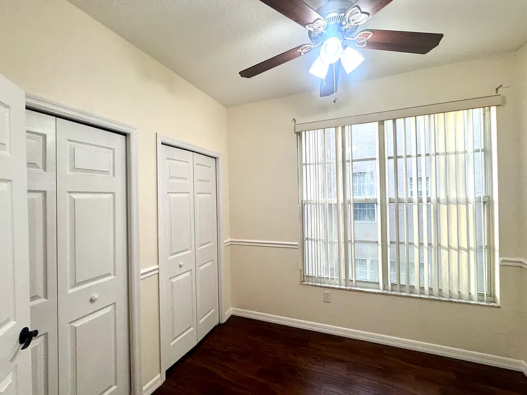 2800 Countryside Blvd #1-33 — Photo 27