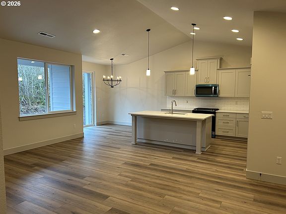4th image of 1121 Rachel Ln