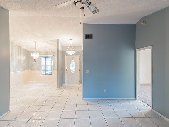 3rd image of 650 N Firwood Dr